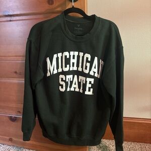 Fanatics Green and white michigan state crewneck fits like a small
